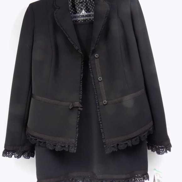 Nipon Boutique "Garden Oasis" 2-Piece Business Suit Black Size 8 NWT - Picture 3 of 16